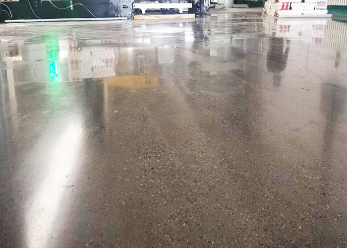 河北重點食品企業(yè)車間地坪選擇固化施工后！